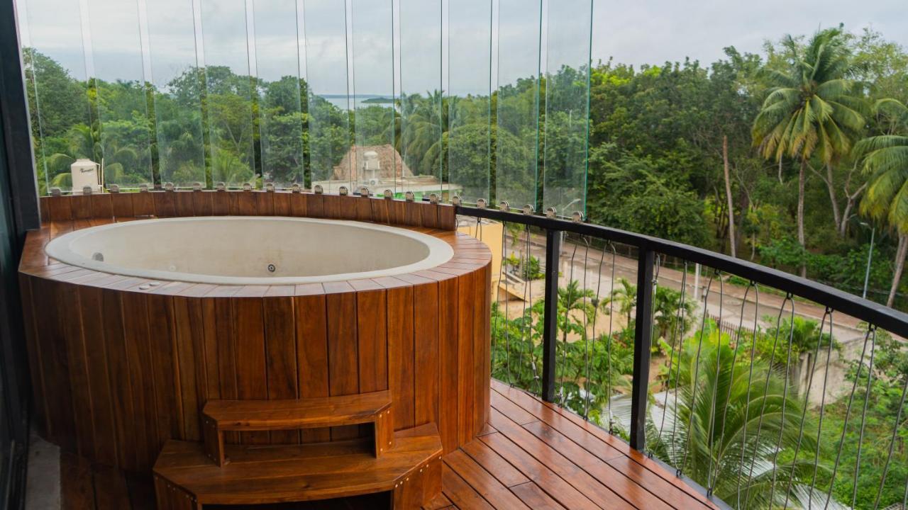 Che & Bar Adults Only Bacalar